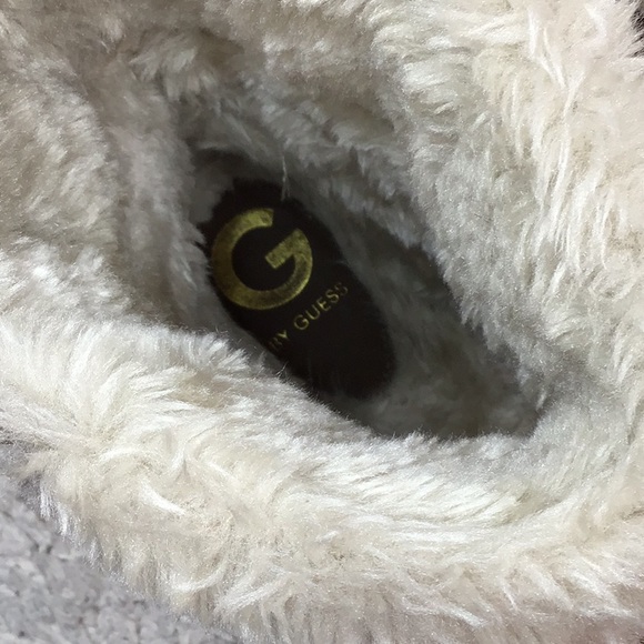 Guess Addalyn faux suede/fur lined booties 7.5 - Picture 11 of 11